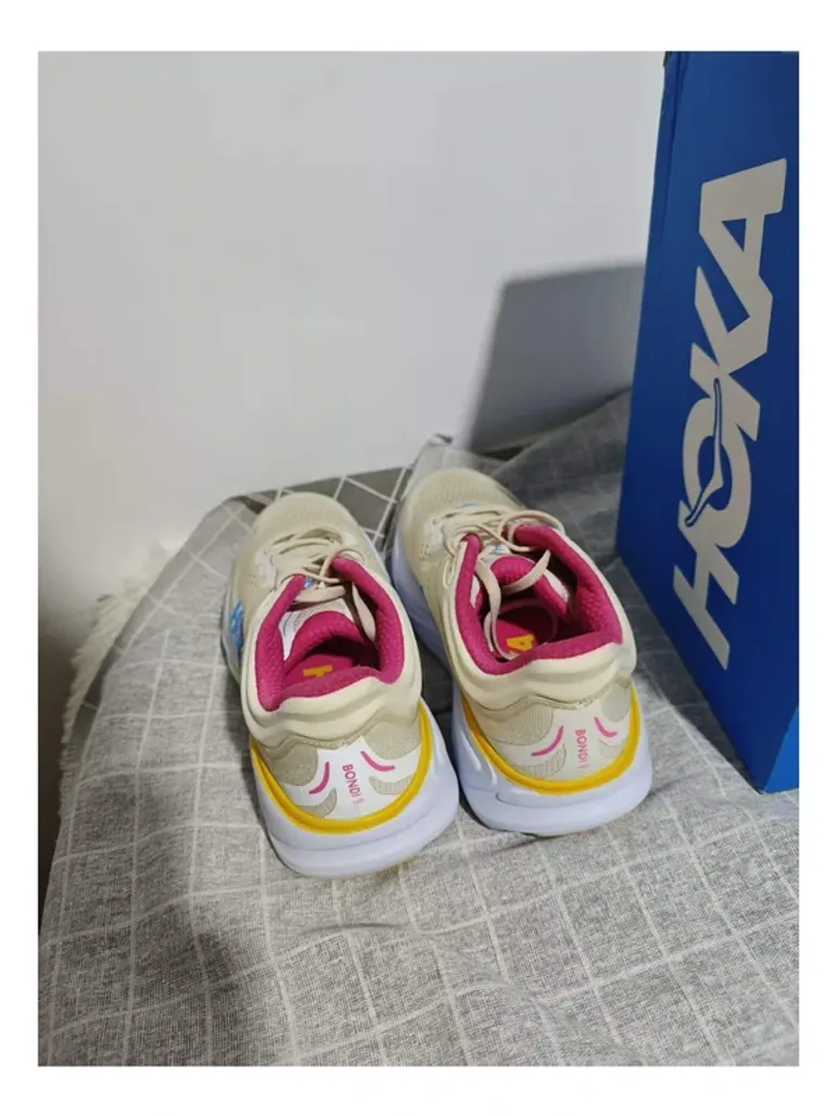 Hoka Bondi 9 bike d'occasion — image 3 sur 5