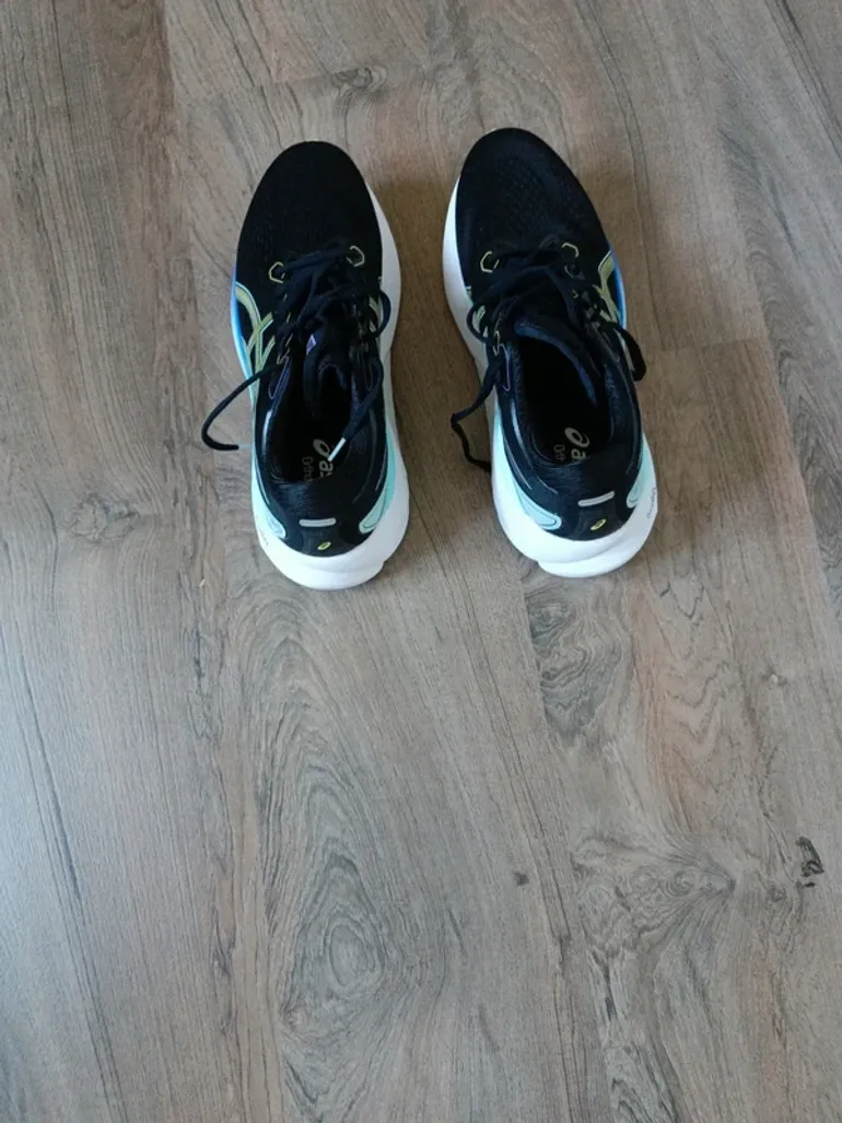 Used Asics Gel-Kayano 30 bike — image 4 of 5