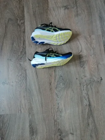 Used Asics Gel-Kayano 30 bike — image 2 of 5