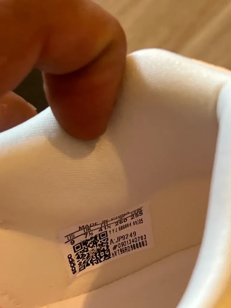 Used Premium Adizero Boston 13 W bike — image 8 of 9