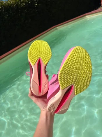 Tweedehands Hyper W Zoom X Vaporfly Next% 4 bike — afbeelding 2 van 6