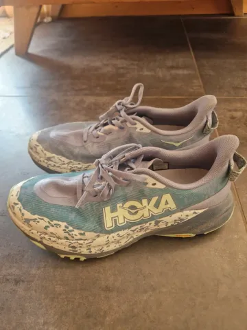 Hoka Speedgoat 6 Running Shoes usato