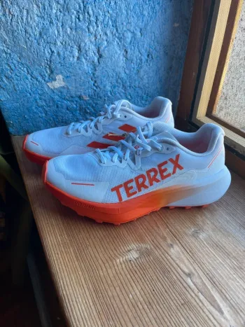 Used Adidas Terrex Agravic 3 Running Shoes