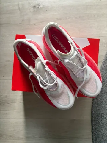 Adidas Hyperboost Edge W Running Shoes usato
