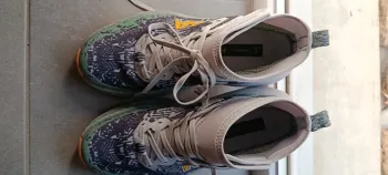 Tweedehands Hoka Speedgoat 6 Mid GTX bike — afbeelding 6 van 11