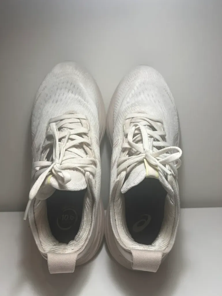 Used Asics Gel Nimbus 27 bike — image 3 of 5