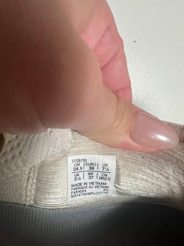 Used Asics Gel Nimbus 27 bike — image 5 of 5