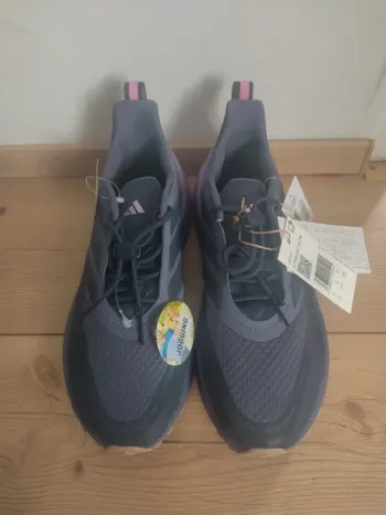 Used Continental Ultraboost 5 Running Shoes