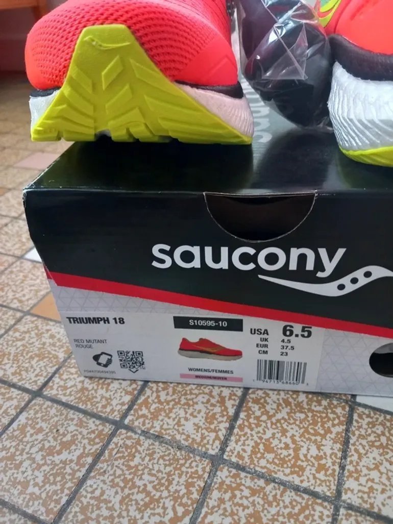 Saucony Triumph 18 bike d'occasion — image 3 sur 8