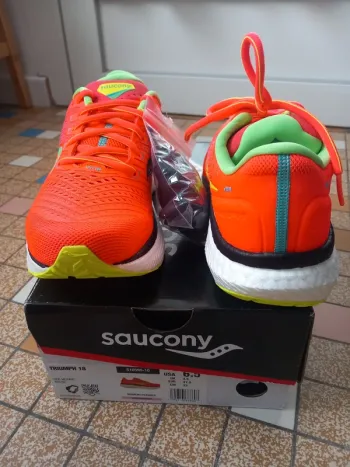 Saucony Triumph 18 bike d'occasion — image 2 sur 8