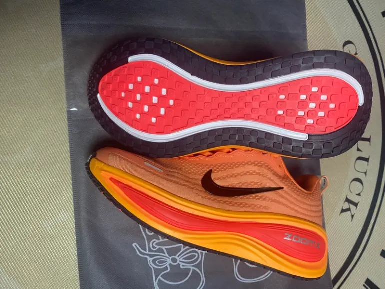 Nike Sneakers bike usato — immagine 3 di 5