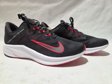 Używany Nike Quest 3 Running Shoes