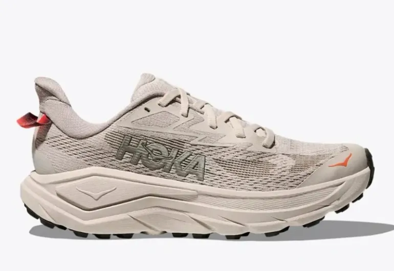 Tweedehands Hoka Challenger 8 bike — afbeelding 3 van 4