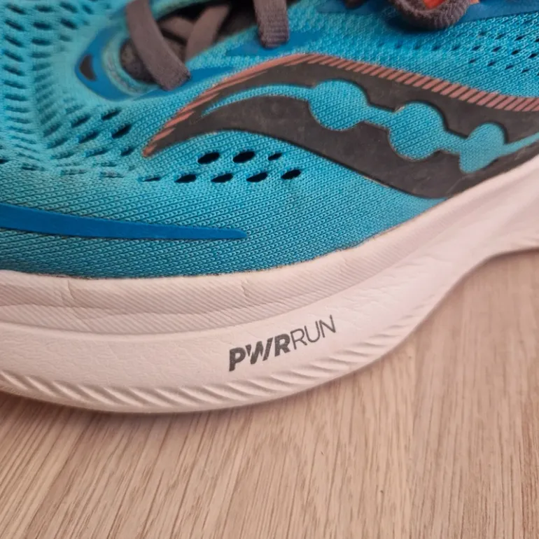 Używany Saucony Running Trail Shoes bike — zdjęcie 7 z 9
