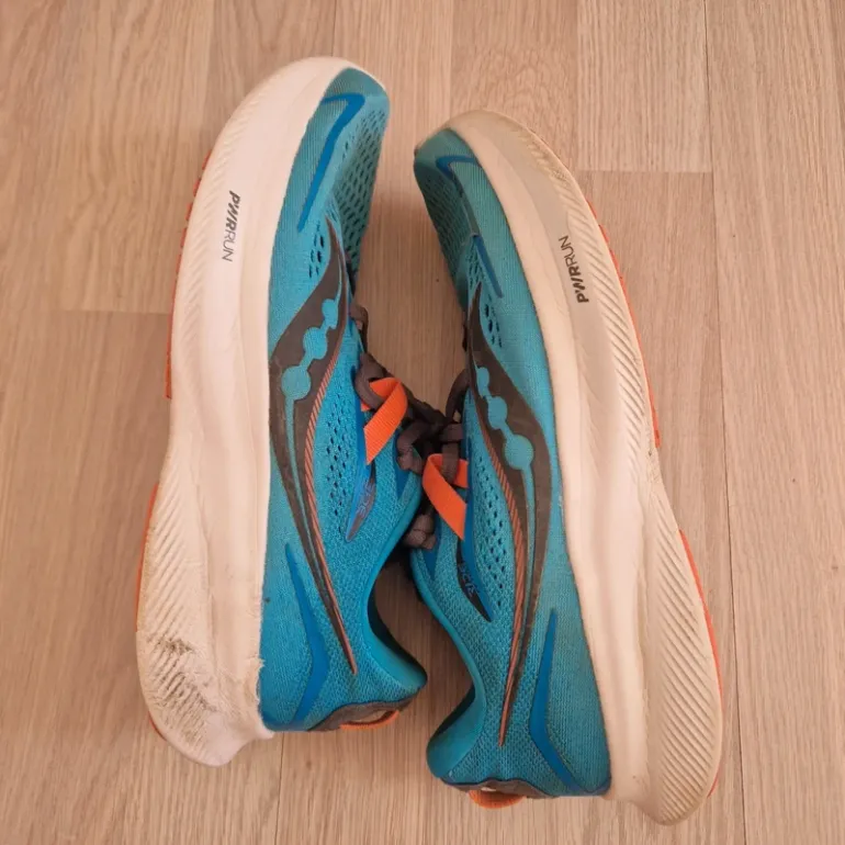 Używany Saucony Running Trail Shoes bike — zdjęcie 8 z 9