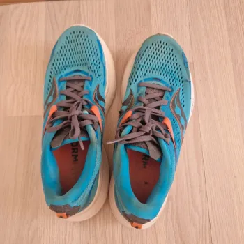 Używany Saucony Running Trail Shoes bike — zdjęcie 2 z 9