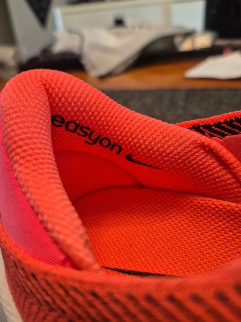 Used Nike Reina EasyOn bike — image 2 of 10