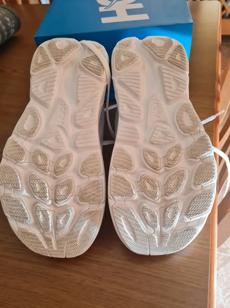 Used Hoka Shoes bike — image 7 of 7