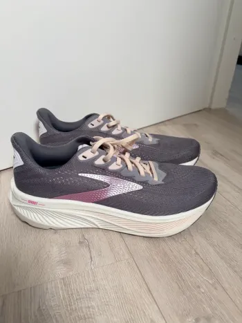 Used Brooks Ghost Running Shoes