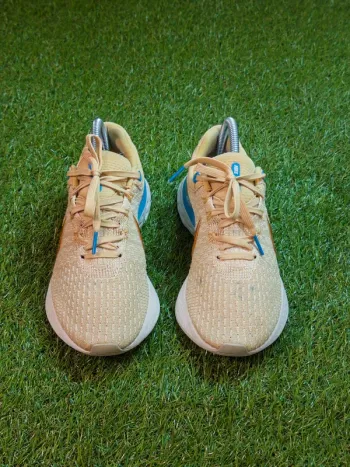 Nike React Infinity Run Flyknit 3 bike d'occasion — image 5 sur 6