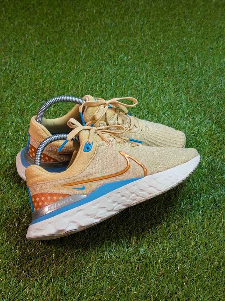 Nike React Infinity Run Flyknit 3 bike d'occasion — image 4 sur 6