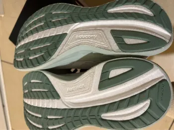 Used Saucony Ride 18 bike — image 3 of 3