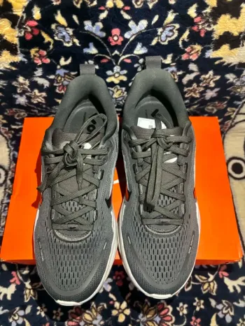 Nike Vomero 18 bike d'occasion — image 8 sur 14