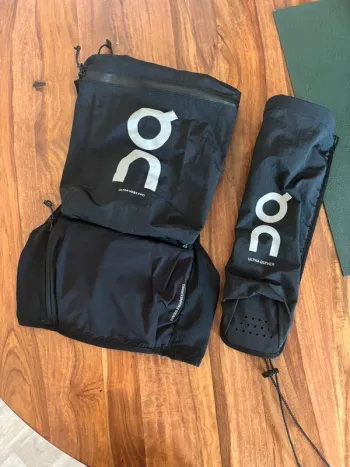 Używany On Running Ultra Vest Pro Running Accessories