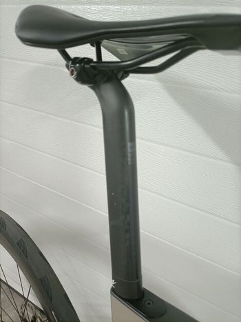 Used Syncros Duncan SL D-shape Seatpost 2022 Saddles & Seatposts