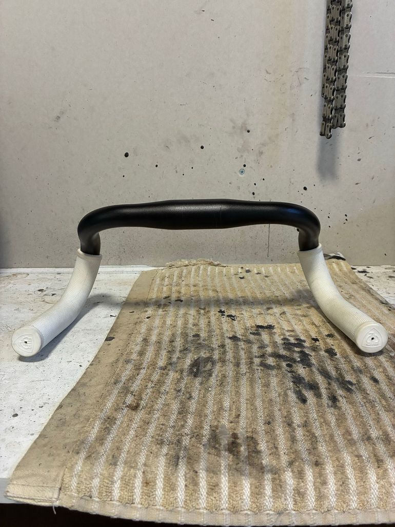 Używany wx-r Handlebar 2024 bike — zdjęcie 2 z 5