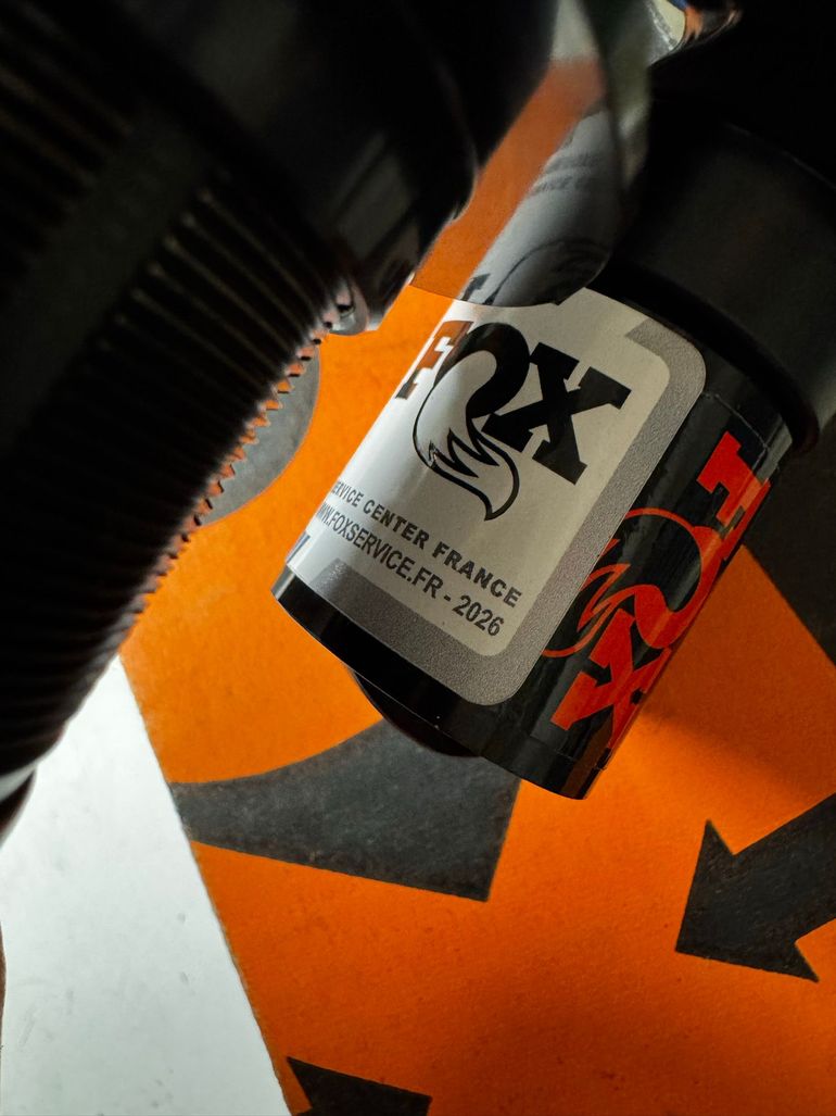 Brugt Fox DHX2 Factory bike — billede 3 af 3
