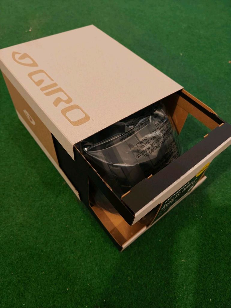 Käytetty Giro Agilis MIPS bike — kuva 2 / 2