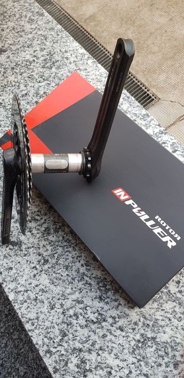 Käytetty Rotor Crankset with Power 2022 Drivetrain & Pedals