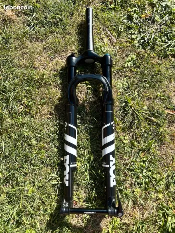 Used Fox 32 Step-Cast Performance 2024 Fork