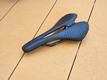 Tweedehands full carbon Saddle bike — afbeelding 1 van 4