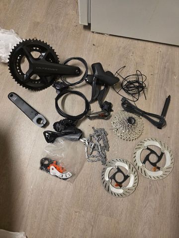 Shimano Ultegra Di2 R8170 2x12-speed Groupset de segunda mano