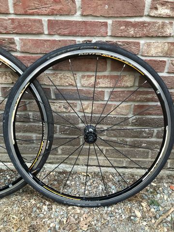 Used Mavic Ksyrium Wheelset 2011 bike — image 2 of 6