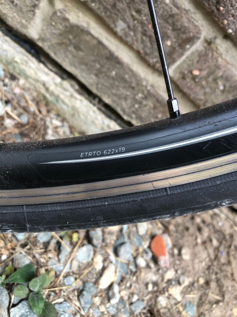 Used Specialized Axis 2.0 Wheelset 2016 bike — image 4 of 8