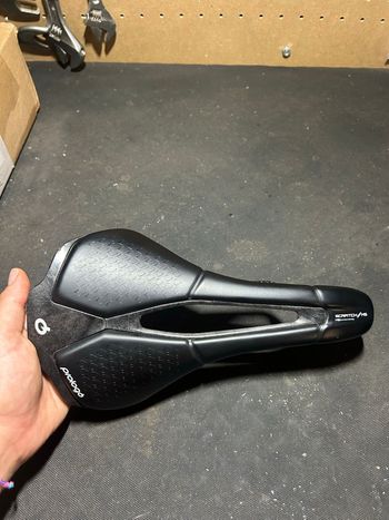 Used Prologo Scratch M5 140 PAS Saddles & Seatposts