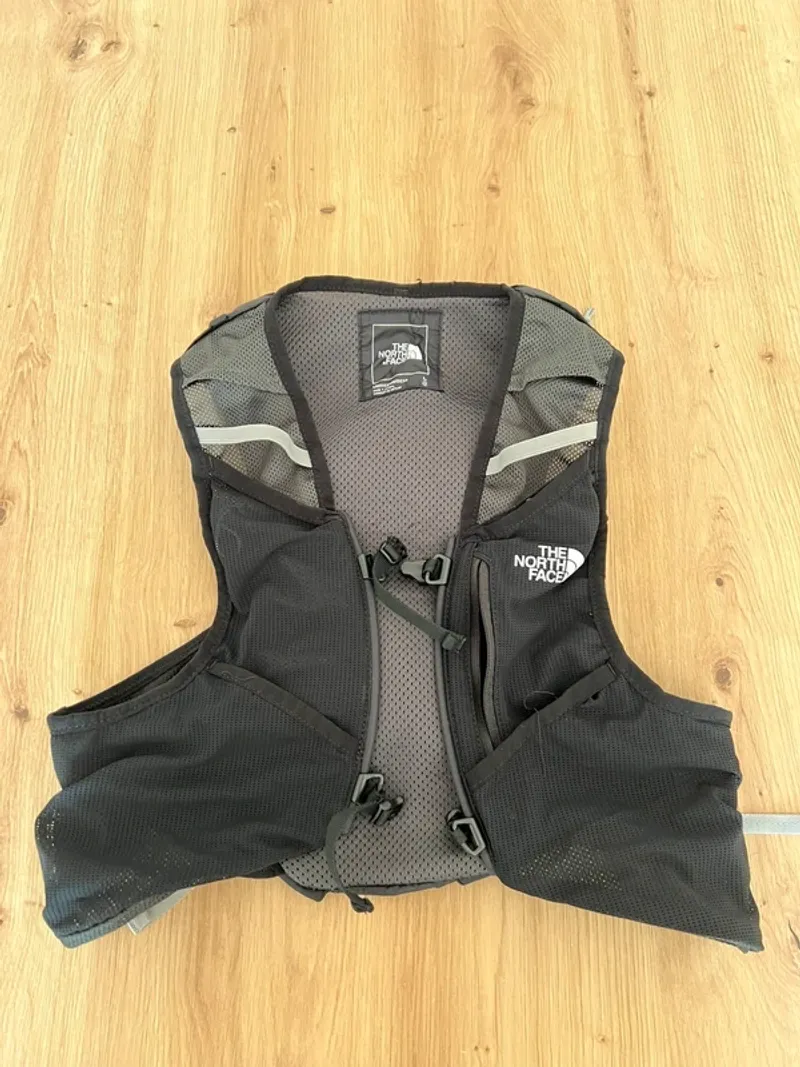 Used The North Face Laufweste Running Accessories