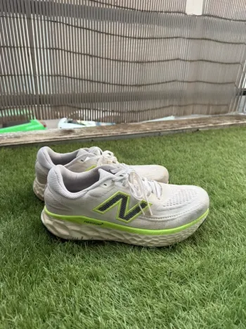Used New Balance Sneakers Running Shoes