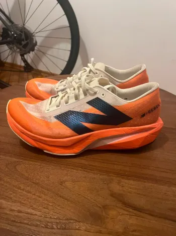 Used New Balance FuelCell Rebel v4 Running Shoes
