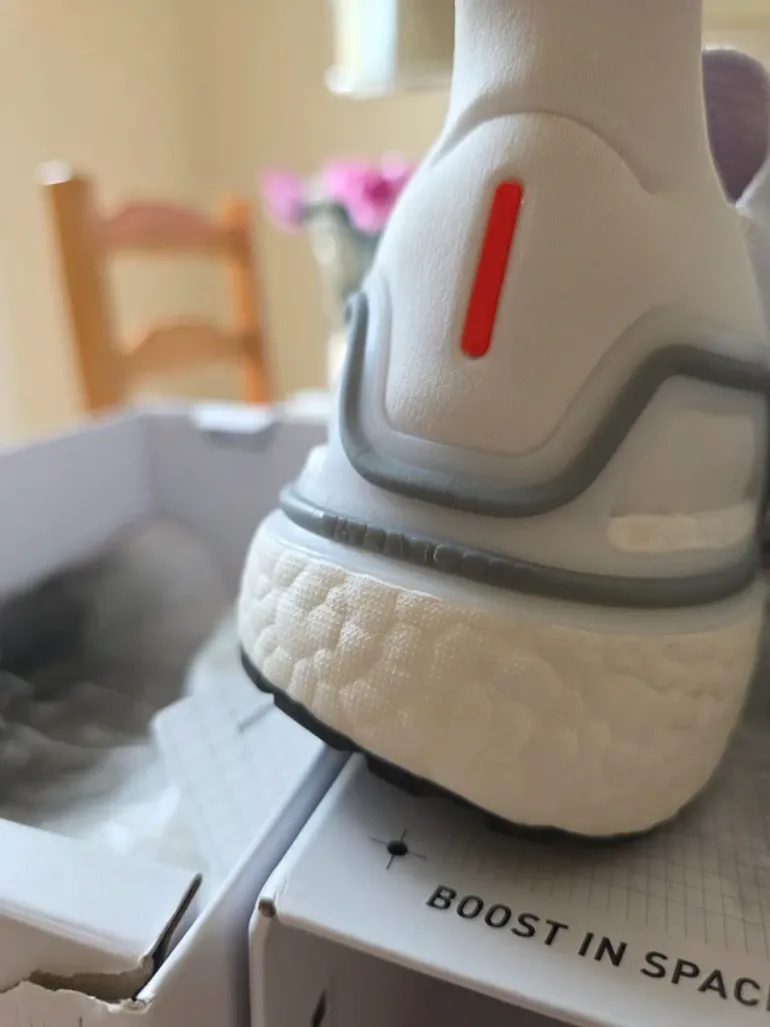 Used Continental Ultraboost 20 Space Race bike — image 9 of 10