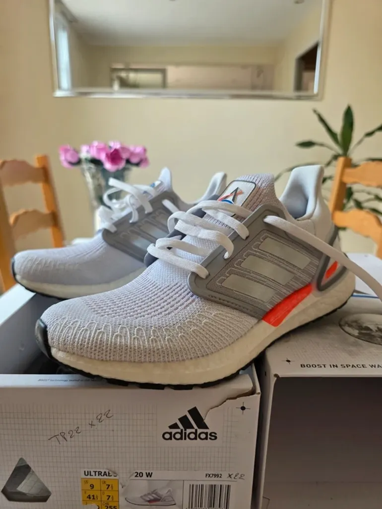Used Continental Ultraboost 20 Space Race bike — image 2 of 10