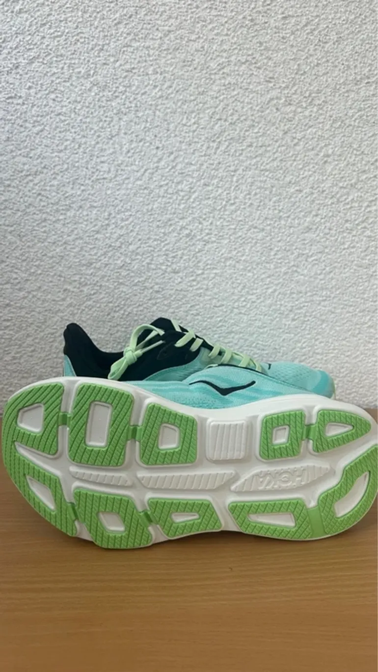 Hoka Bondi 9 bike d'occasion — image 3 sur 5