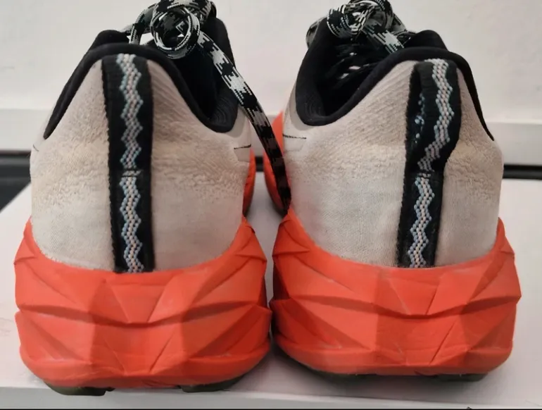 Gebrauchtes Asics Novablast 4 TR bike — Bild 6 von 12