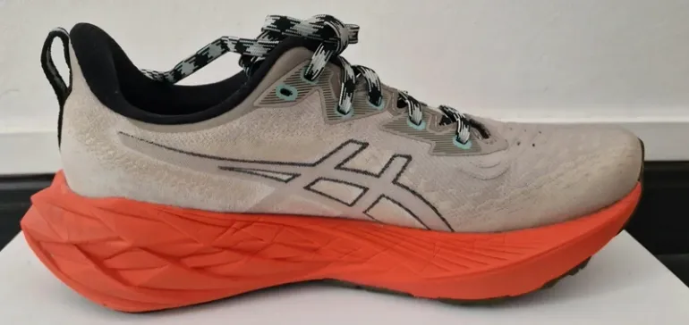 Gebrauchtes Asics Novablast 4 TR bike — Bild 5 von 12