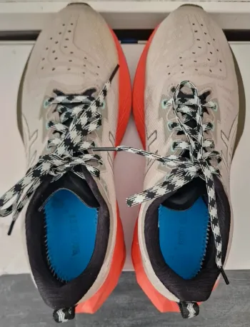 Gebrauchtes Asics Novablast 4 TR bike — Bild 7 von 12