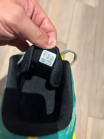 Used Asics Novablast 5 bike — image 4 of 5