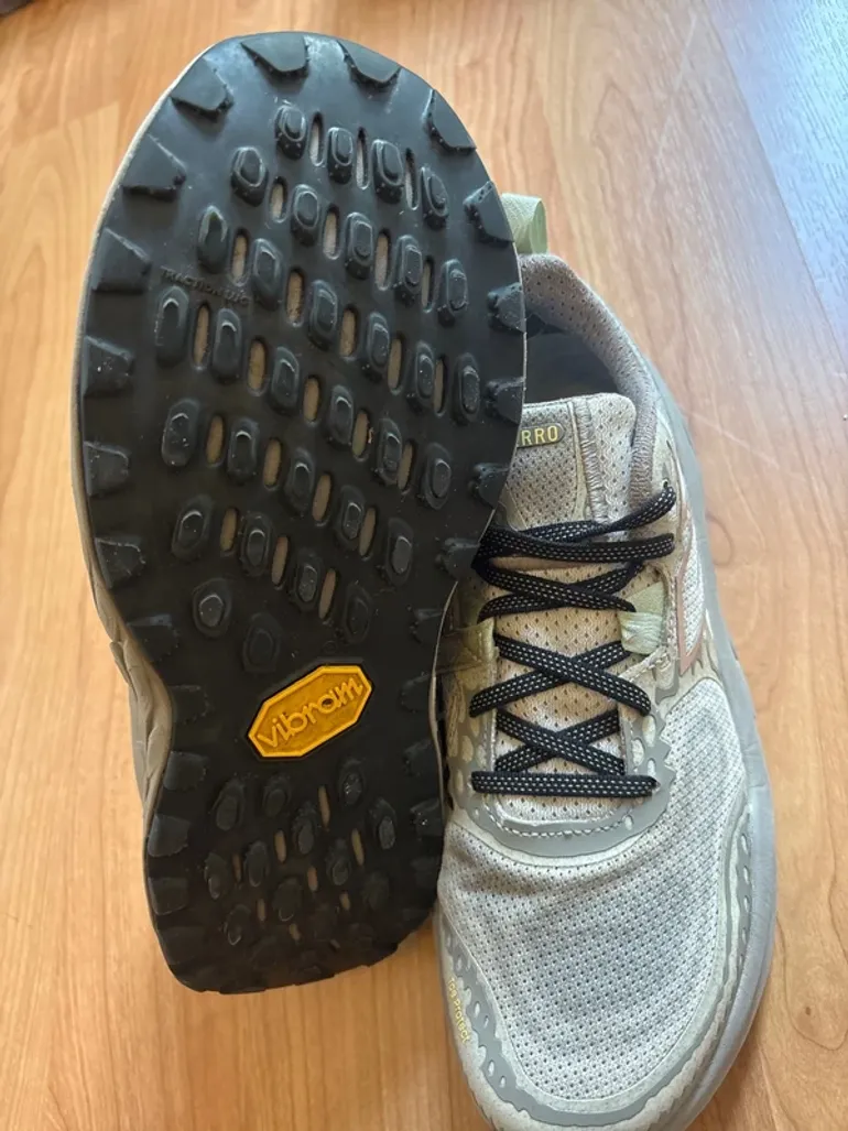 Used New Balance Hiero Foam bike — image 6 of 7